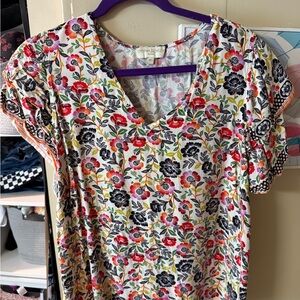 Floral V-Neck Top